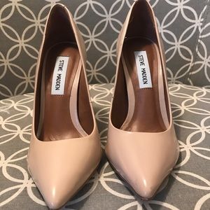 Steve Madden nude dress heels